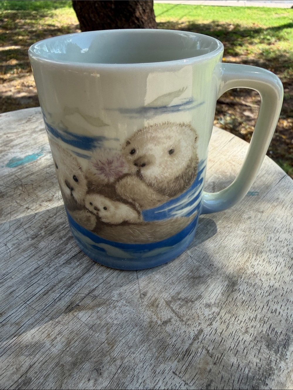Otagiri Sea Otter Family Ceramic Mug in White and Blue